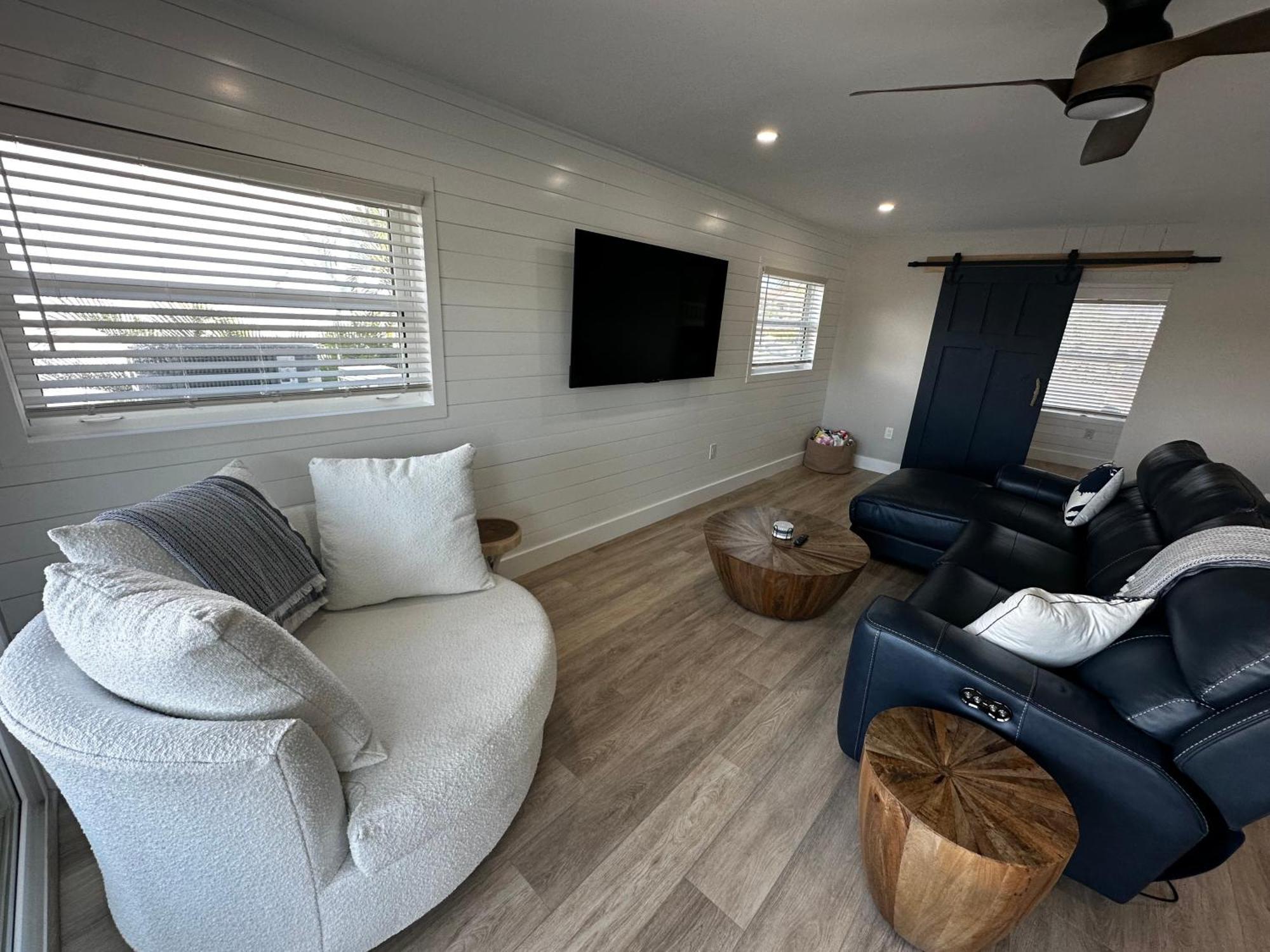 Chadwick Cove Marina Aparthotel Englewood Luaran gambar